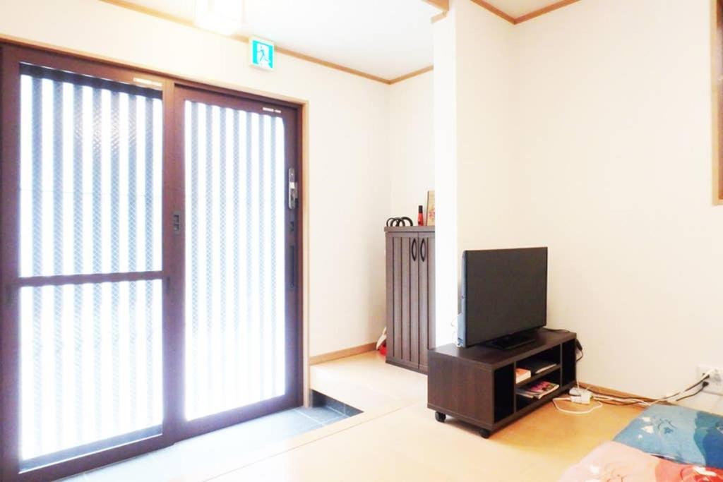 東山東門前一軒家 * 京都市